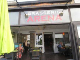Brasserie Arena food