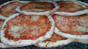 Lo Spizziko Pizzeria Al Taglio food