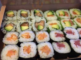 Sushi Ninki food
