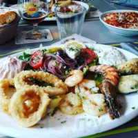 Taverne Athene ‘taki’ food