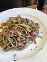 Pasta Divina food