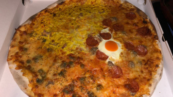 Pazzi Della Pizza Di Morganelli Salvatore food