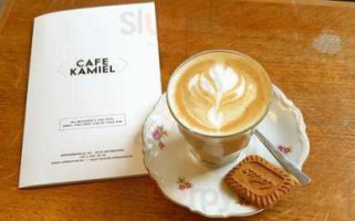 Cafe Kamiel inside