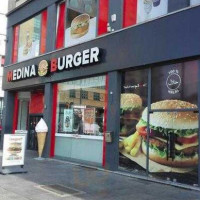 Medina Burger food