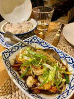Sa Laa Thai food