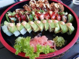 Beveren Ozzo Sushi Lounge food