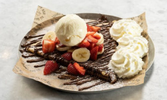 Crepe Affaire food