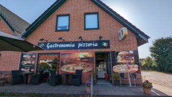 Orginale Gastronomi Pizzeria outside