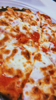 Pizzeria Pari E Dispari food