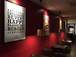 Byens Burger Cafe inside