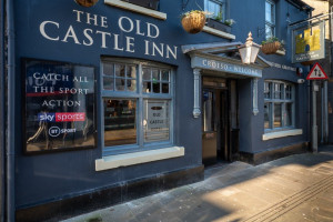 The Old Castle Inn outside