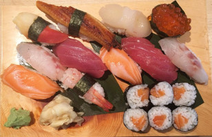 Ke Sushi food
