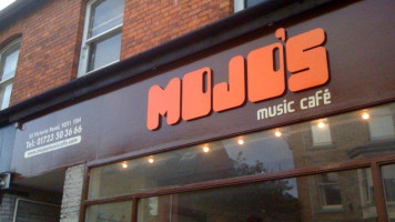 Mojos Music Cafe food