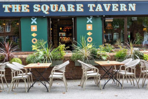 The Square Tavern food