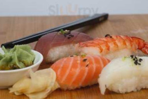 Yrjars Sushi Take Away food