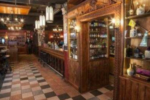 Jekyll Hyde Restaurant Bar inside