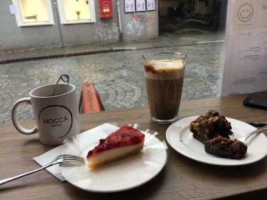 Mocca Cafebar food