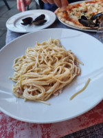 La Bellagina food