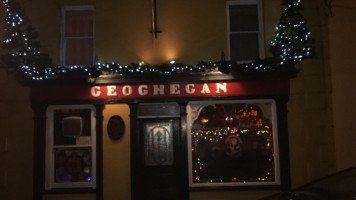 Geoghegan's Magpie outside