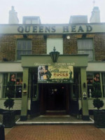 The Queen's Head food