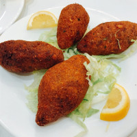 Noah Lebanese Cuisine food
