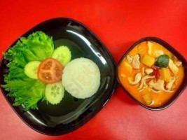 Anna Thai Food inside