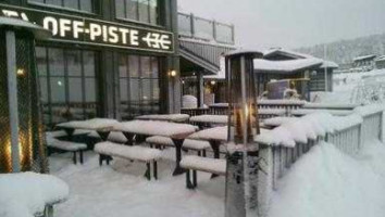 Off-piste outside