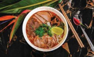 Nom Vietnamese Kitchen food