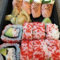 Sushi'n'roll food