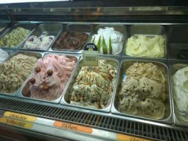 Gelateria Anna Aldo inside