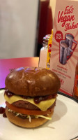 Ed's Easy Diner food