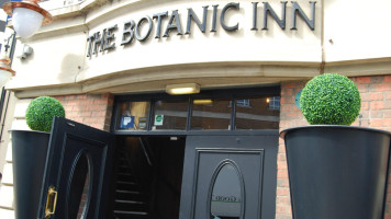 The Botanic Inn food