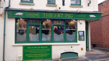 The Fat Pig Freehouse food