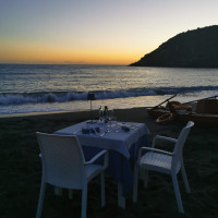 L'approdo Il In Riva Al Mare food