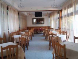 Restoran Stari Barin inside
