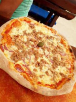 Pizzeria Fortuna food