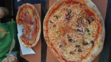 Pizzeria Galija Konoba food