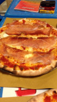 Pizzeria Da Cabrei Di Cabrini C. food