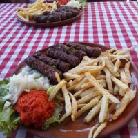 Makedonska Kuca food