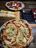 Pizzeria Petrus food