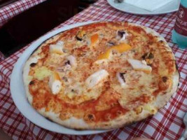 Pizzeria Leone food