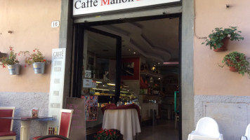 Caffe Manon Lescaut inside