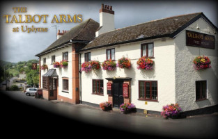 Talbot Arms outside