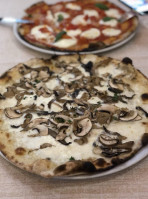 Elite Pizza Di Giuseppe Pierri food