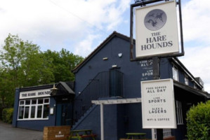 Hare And Hounds outside