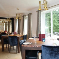 The Chilworth Arms food