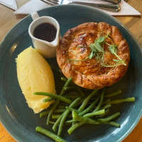 The Plough Inn, Longparish food