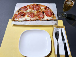 Pizzeria Pecci food