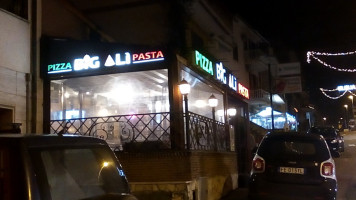 Big Ali Pizza Pasta outside