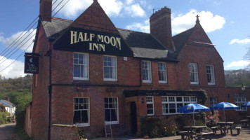 Half Moon Inn inside